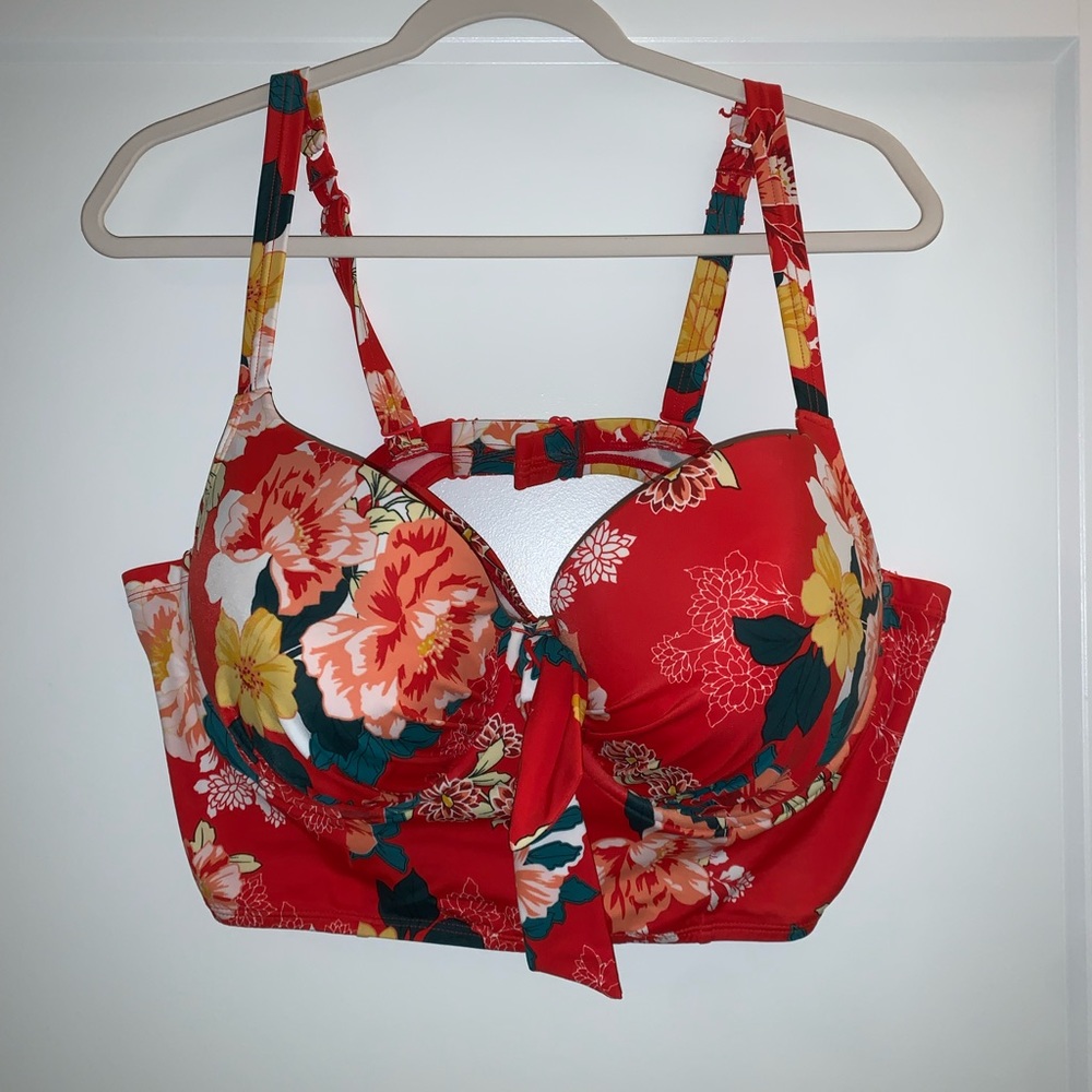 Torrid size 2 swim top